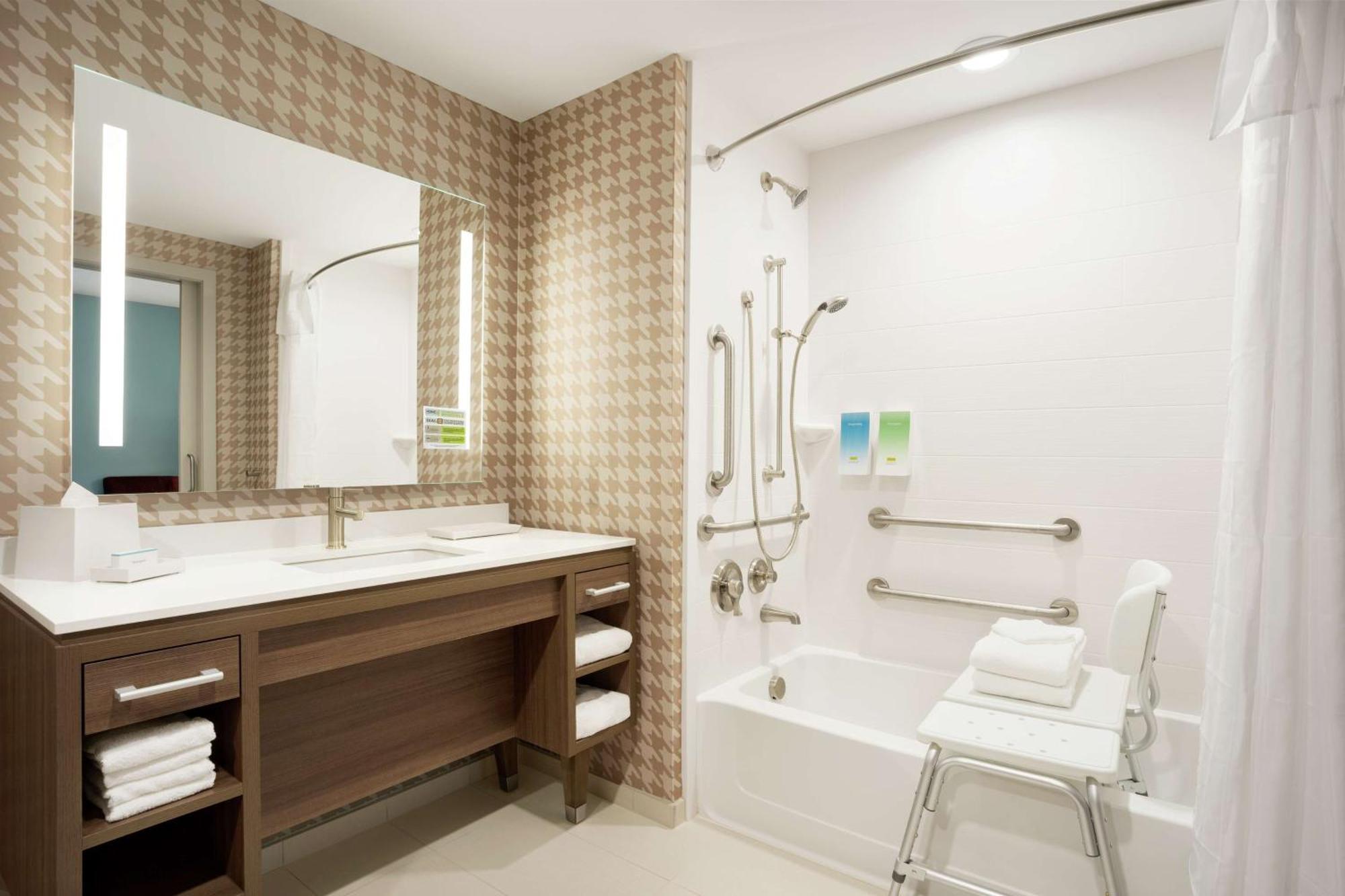 Home2 Suites By Hilton Warminster Horsham Extérieur photo